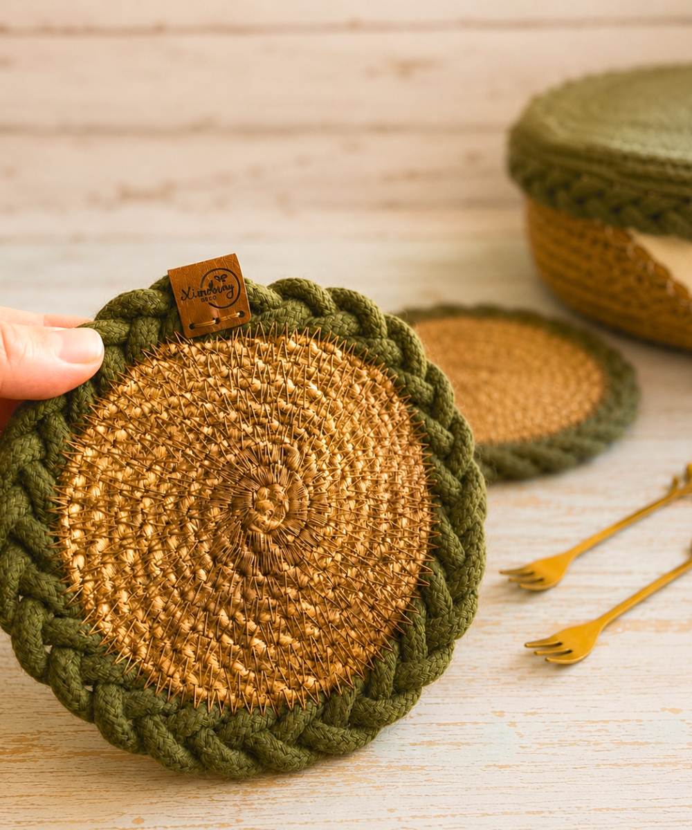 Posavasos artesanales de yute y verde musgo - Imagen 3